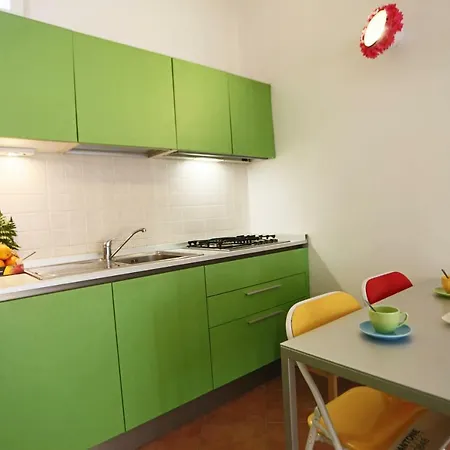 Torre Di Paglia Apartment *